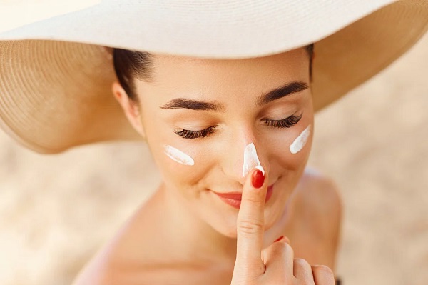 Protect new skin with sunscreen after biomicroneedling